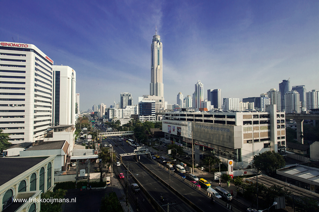 201312219326 Skyline Bangkok vanuit Sukosol hotel
